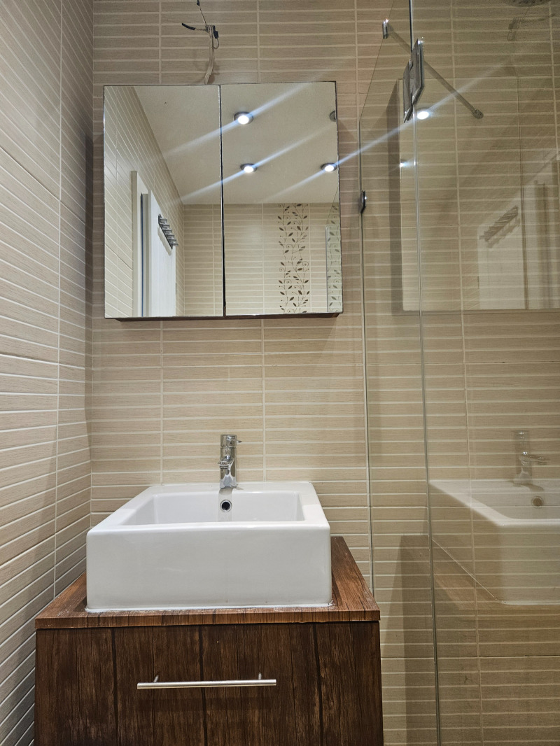 För uthyrning  2 sovrum Sofia , Ljulin 2 , 75 kvm | 97990706 - bild [16]