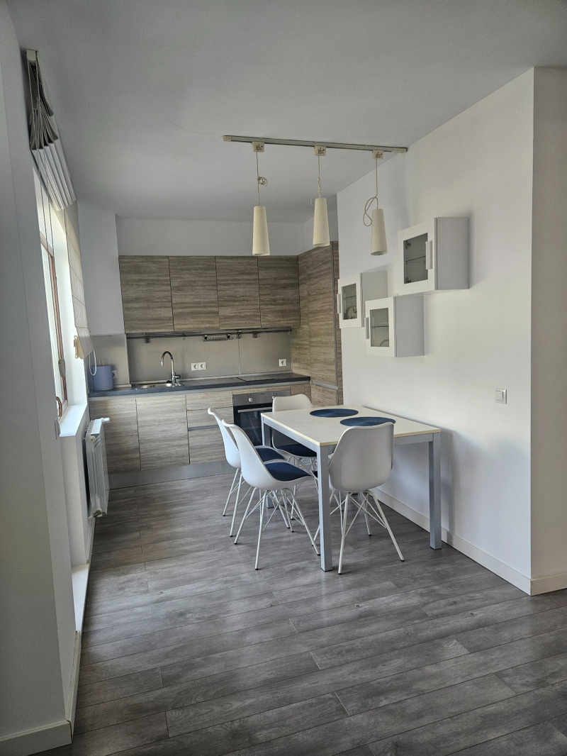 För uthyrning  2 sovrum Sofia , Ljulin 2 , 75 kvm | 97990706 - bild [4]