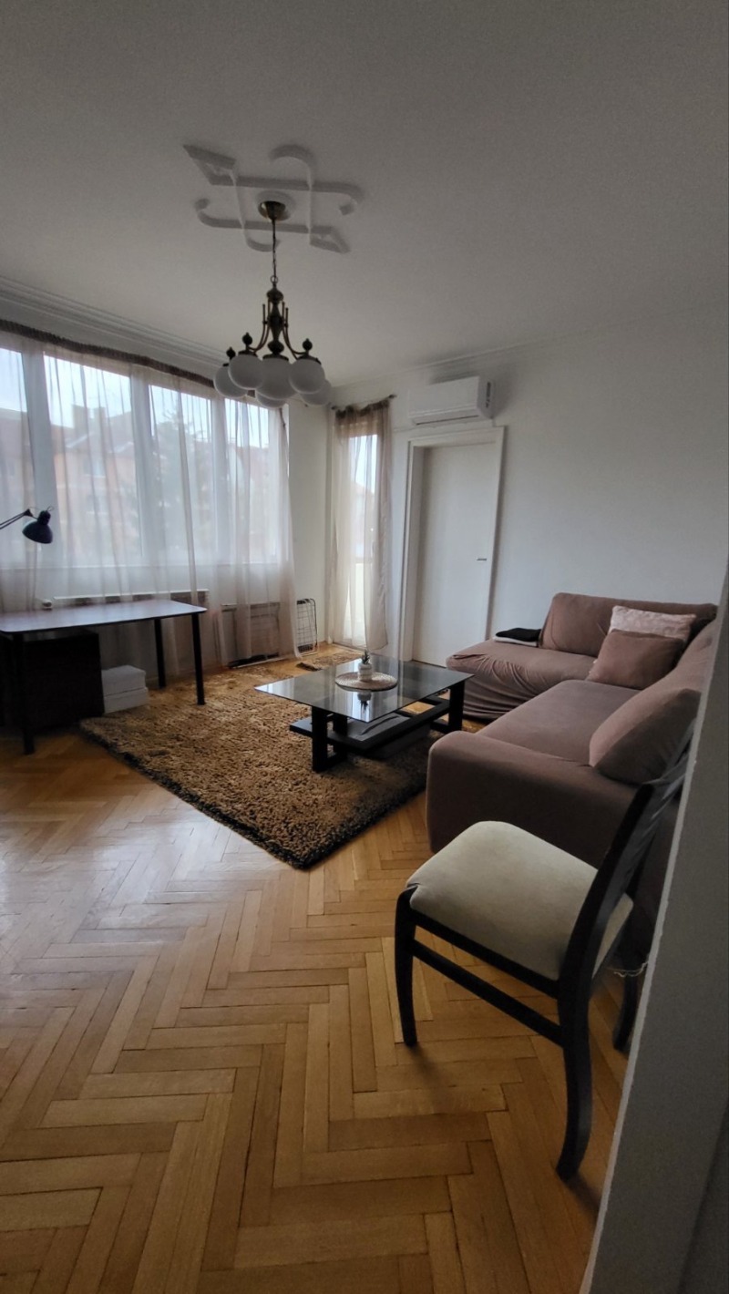 Дава под наем 3-СТАЕН, гр. София, Център, снимка 2 - Апартаменти - 52588710