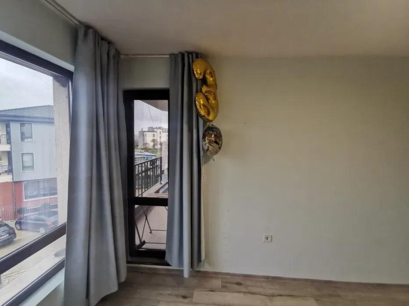 Дава под наем 3-СТАЕН, гр. Варна, Бриз, снимка 7 - Апартаменти - 52534740