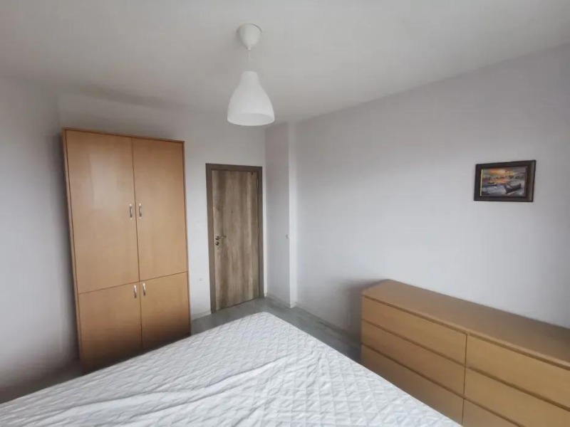 Дава под наем 3-СТАЕН, гр. Варна, Бриз, снимка 4 - Апартаменти - 52534740