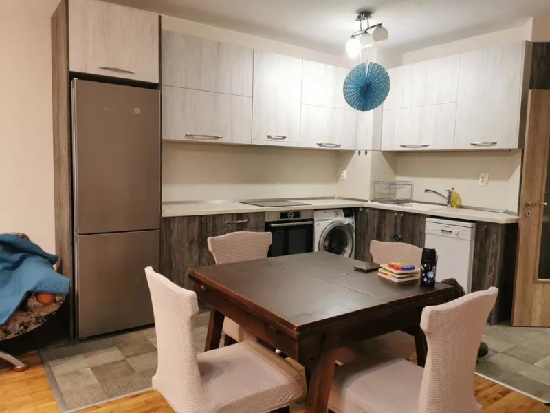 Дава под наем 3-СТАЕН, гр. Варна, Бриз, снимка 2 - Апартаменти - 52534740