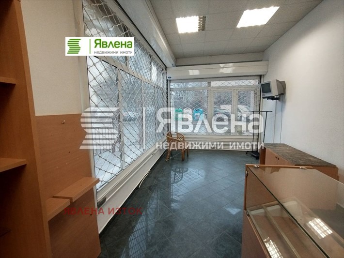 Kiadó  Üzlet Sofia , Mladost 1A , 41 négyzetméter | 81108146 - kép [2]