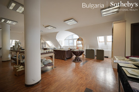 Bureau Krastova vada, Sofia 1