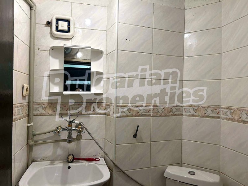 Da affittare  Studio Varna , m-t Evksinograd , 50 mq | 76792009 - Immagine [8]