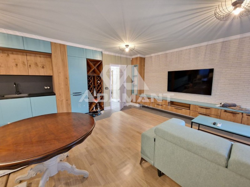 K pronájmu  2 ložnice Sofia , Krasno selo , 120 m2 | 69314322 - obraz [12]