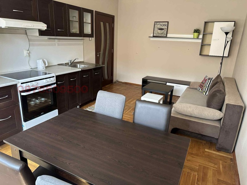 Do wynajęcia  2 sypialnie Sofia , Centar , 58 mkw | 39232705 - obraz [2]