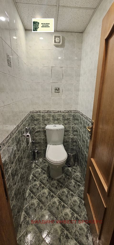 Издаје се  2 спаваће собе Софија , Лозенец , 110 м2 | 96856782 - слика [12]