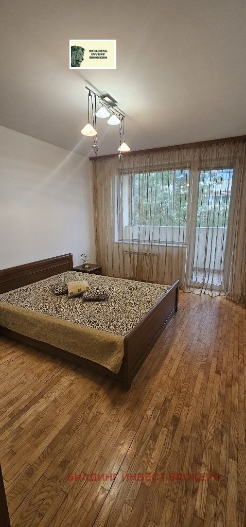 Издаје се  2 спаваће собе Софија , Лозенец , 110 м2 | 96856782 - слика [4]
