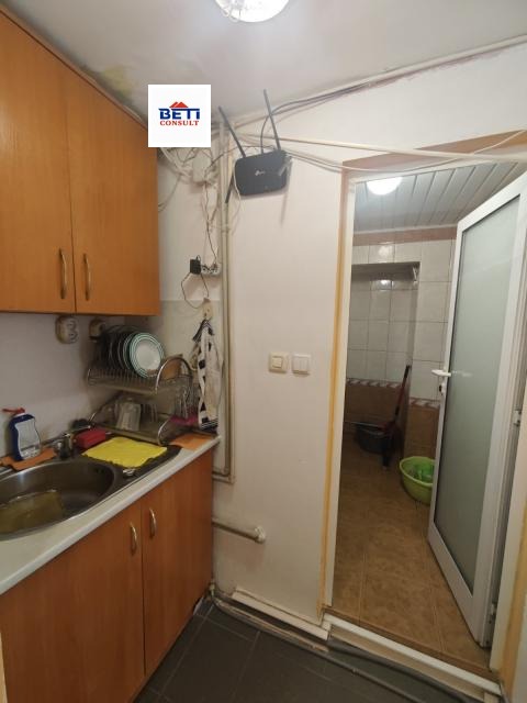 Дава под наем СТАЯ, гр. София, Зона Б-5, снимка 7 - Стаи под наем - 56255640