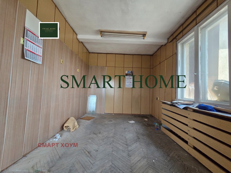 En renta  Oficina Veliko Tarnovo , Tsentar , 35 metros cuadrados | 38163837