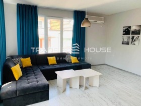 2 bedroom Mladezhki Halm, Plovdiv 1