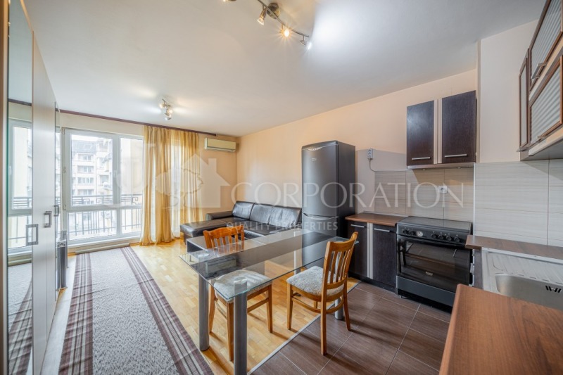 Zu vermieten  1 Schlafzimmer Sofia , Goze Deltschew , 70 qm | 68393151