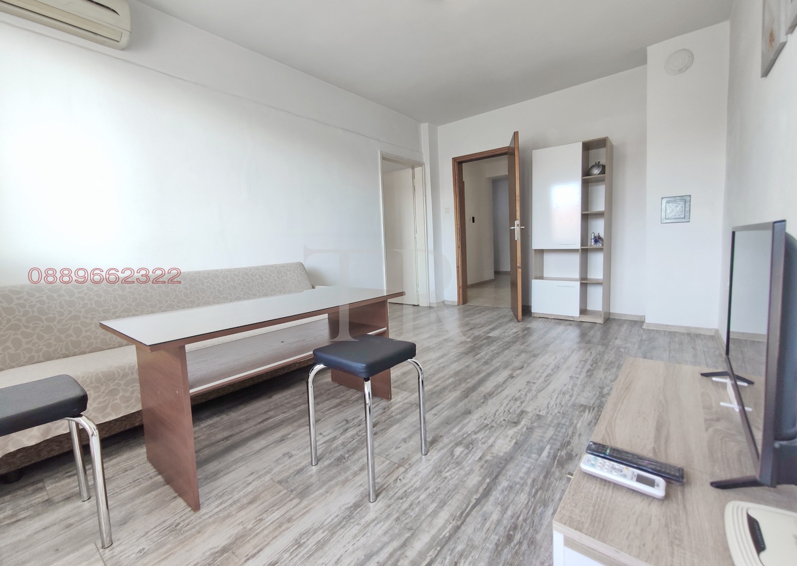 Дава под наем 3-СТАЕН, гр. Бургас, Център, снимка 2 - Апартаменти - 56039036