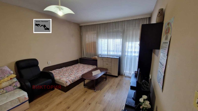 En renta  Estudio Pazardzhik , Idealen tsentar , 45 metros cuadrados | 61087823