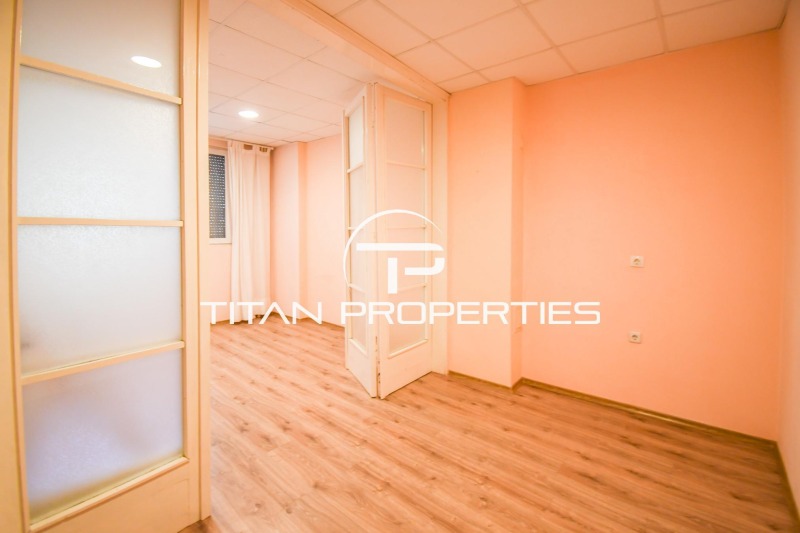 Do wynajęcia  1 sypialnia Sofia , Doktorski pametnik , 50 mkw | 88605785 - obraz [3]