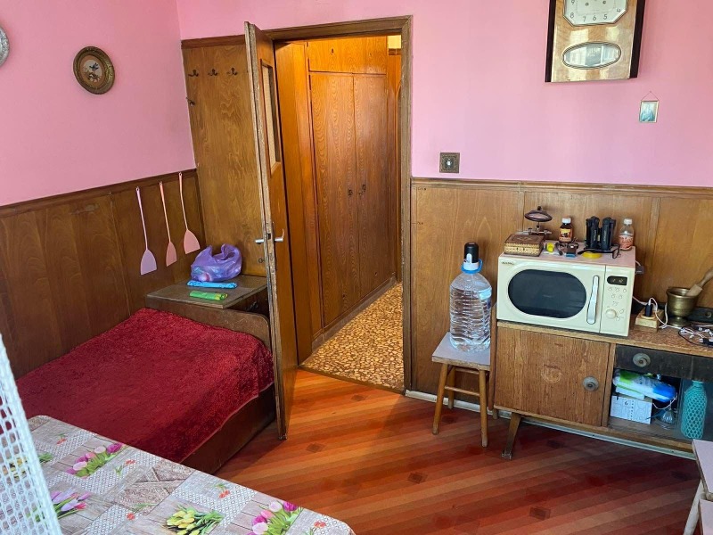 Дава под наем 3-СТАЕН, гр. София, Красно село, снимка 3 - Апартаменти - 52686808