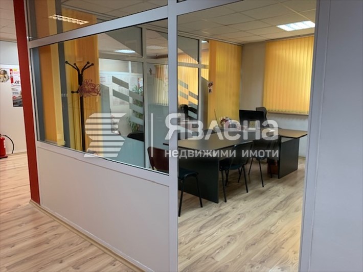 För uthyrning  Kontor Sofia , Drujba 1 , 200 kvm | 88516343 - bild [10]