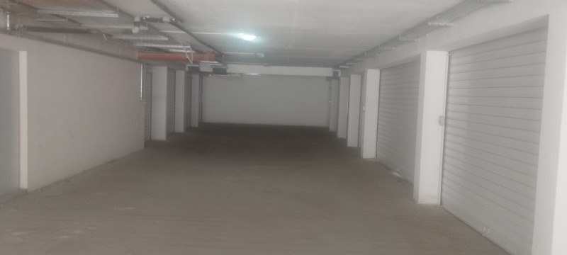 Дава под наем ГАРАЖ, ПАРКОМЯСТО, гр. Стара Загора, Железник - изток, снимка 5 - Гаражи и паркоместа - 52783797