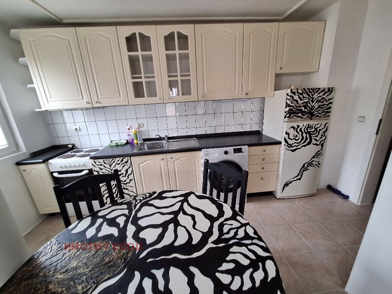 Para alugar  2 quartos Sofia , Hladilnika , 80 m² | 13032261 - imagem [2]