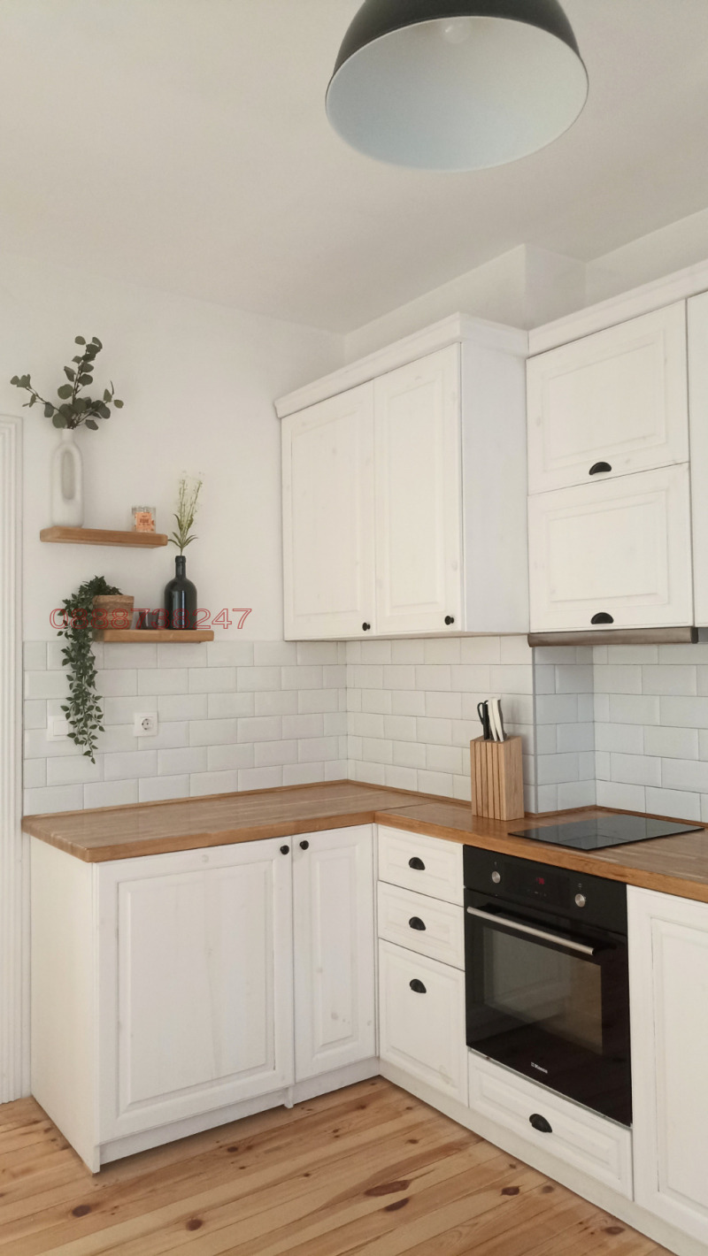 Дава под наем 4-СТАЕН, гр. София, Център, снимка 3 - Апартаменти - 52782380