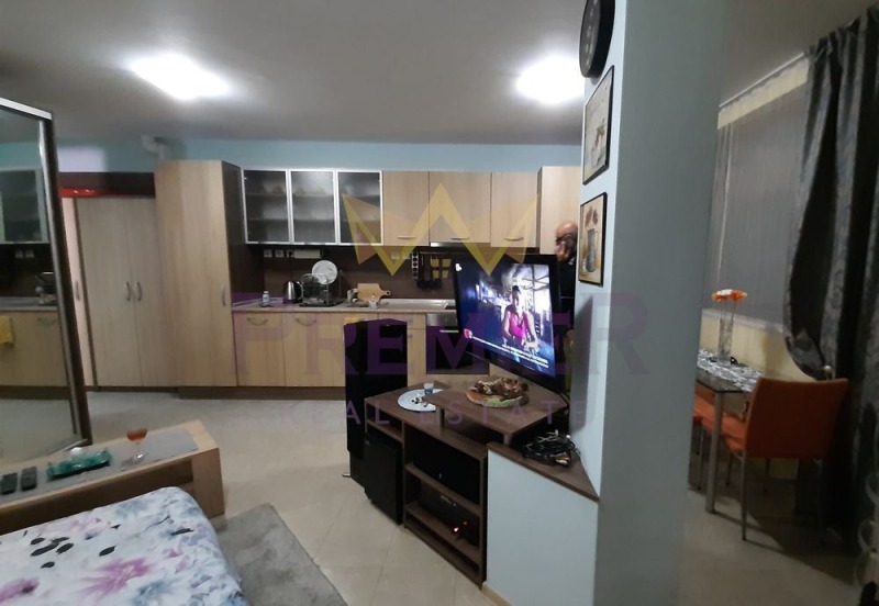 Para alugar  Estúdio Varna , k.k. Sv.Sv. Konstantin i Elena , 54 m² | 77243981