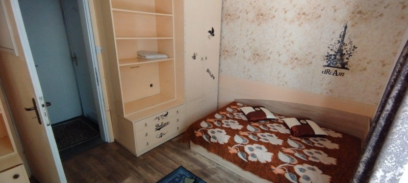 Te huur  3+ slaapkamer Plovdiv , Tsentar , 75 m² | 71116644