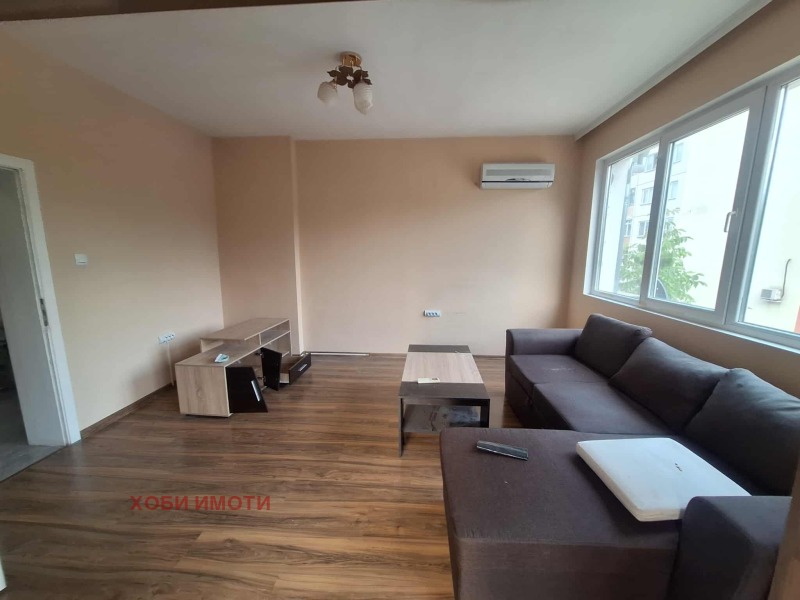 Te huur  2 slaapkamers Plovdiv , Kjutsjuk Parizj , 105 m² | 67458189 - afbeelding [2]