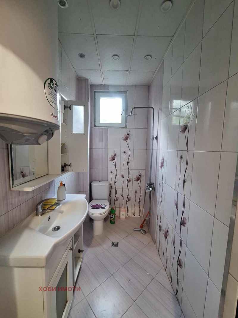 Te huur  2 slaapkamers Plovdiv , Kjutsjuk Parizj , 105 m² | 67458189 - afbeelding [10]