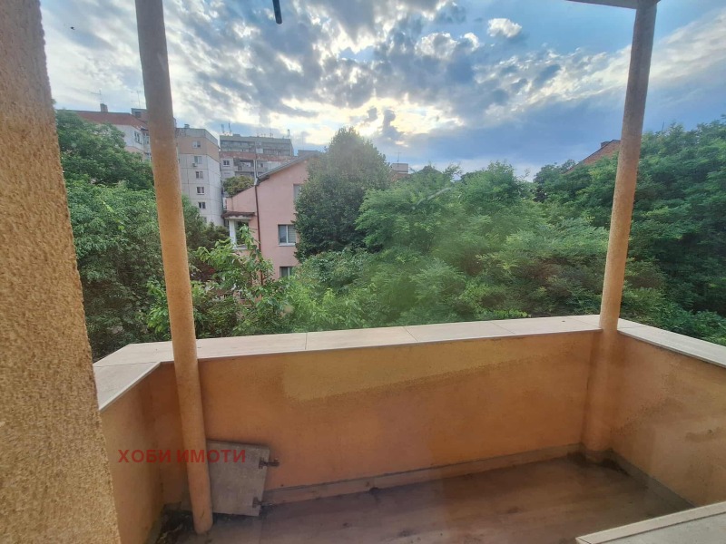 Te huur  2 slaapkamers Plovdiv , Kjutsjuk Parizj , 105 m² | 67458189 - afbeelding [9]
