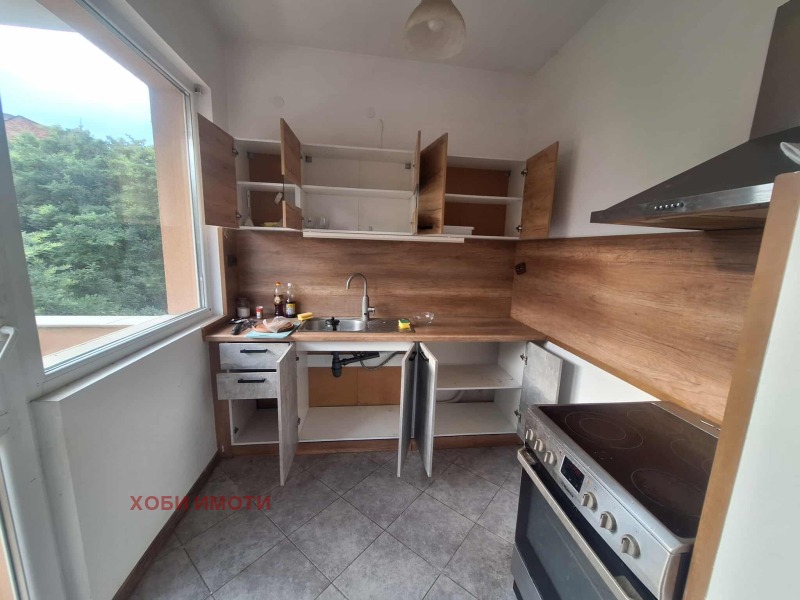 Te huur  2 slaapkamers Plovdiv , Kjutsjuk Parizj , 105 m² | 67458189 - afbeelding [3]