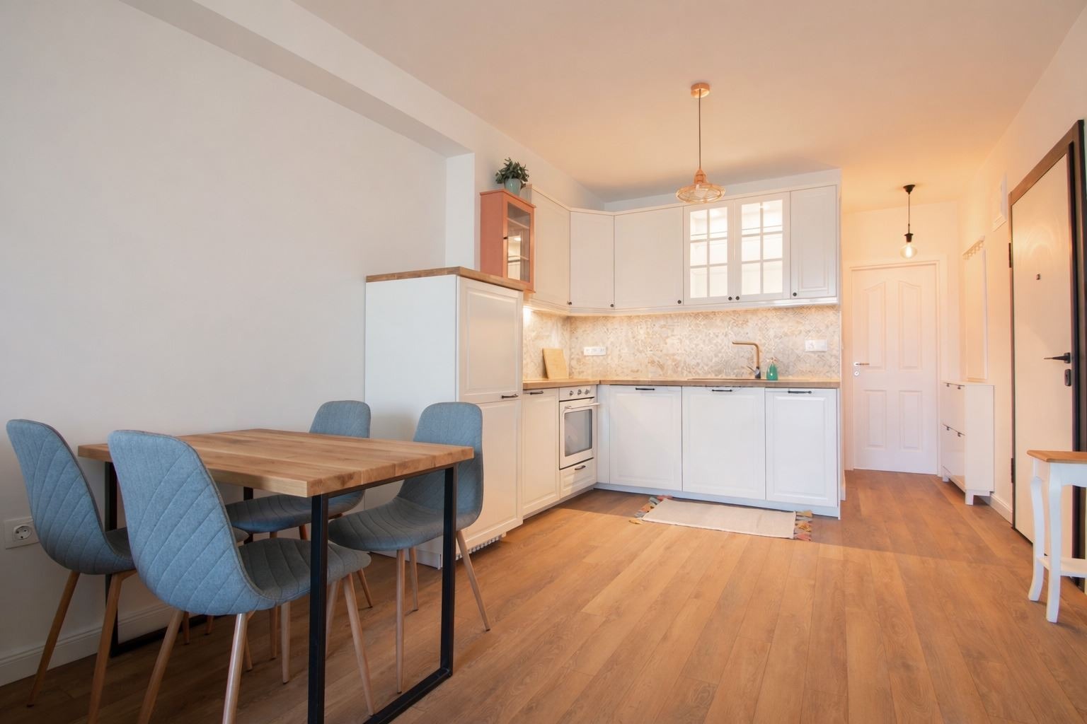 Дава под наем 2-СТАЕН, гр. София, Редута, снимка 2 - Апартаменти - 54037006