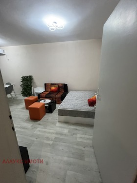 ���� ��� ���� 1-����� | Imot.bg � ����� ������ 12