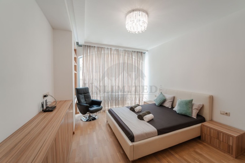 Kiralık  3 yatak odası Sofia , Iztok , 220 metrekare | 17724925 - görüntü [12]