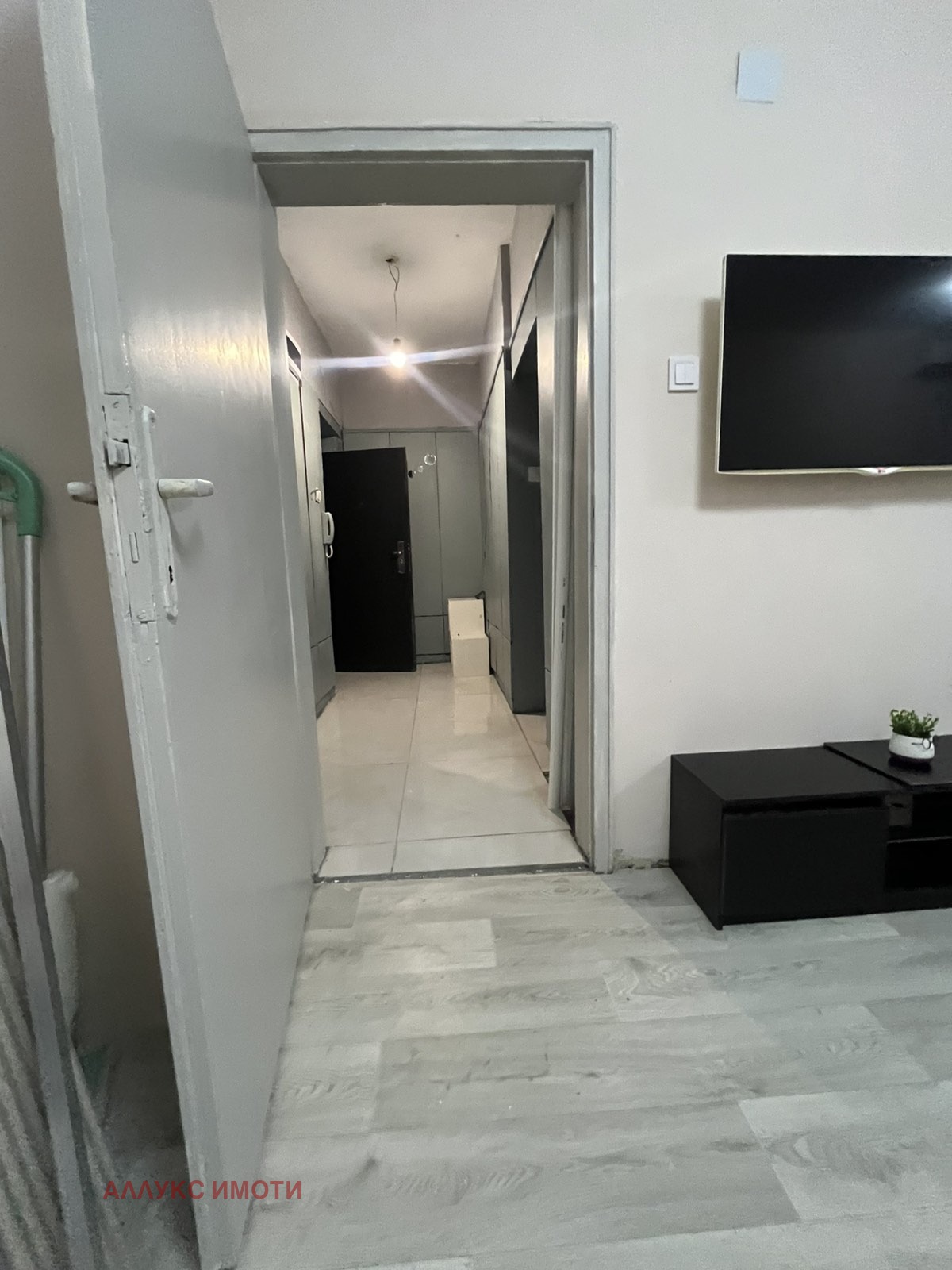 Дава под наем 1-СТАЕН, гр. Русе, Здравец, снимка 5 - Апартаменти - 55803300