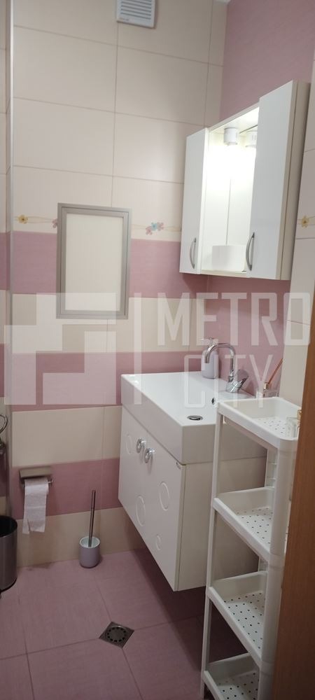 Zu vermieten  Studio Sofia , Mladost 3 , 45 qm | 95383799 - Bild [12]
