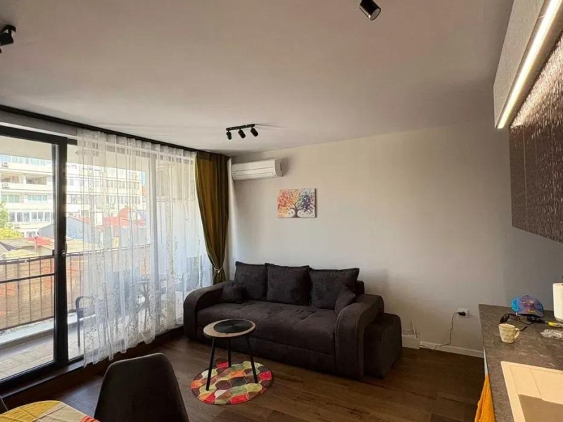 Дава под наем 1-СТАЕН, гр. Варна, Център, снимка 2 - Апартаменти - 53316782