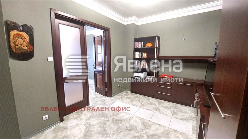 Дава под наем ОФИС, гр. София, Център