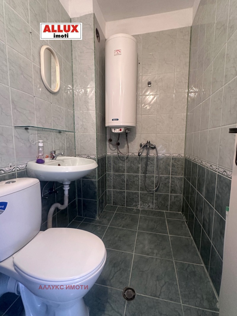 Da affittare  Studio Ruse , Tsentar , 45 mq | 88148292 - Immagine [2]