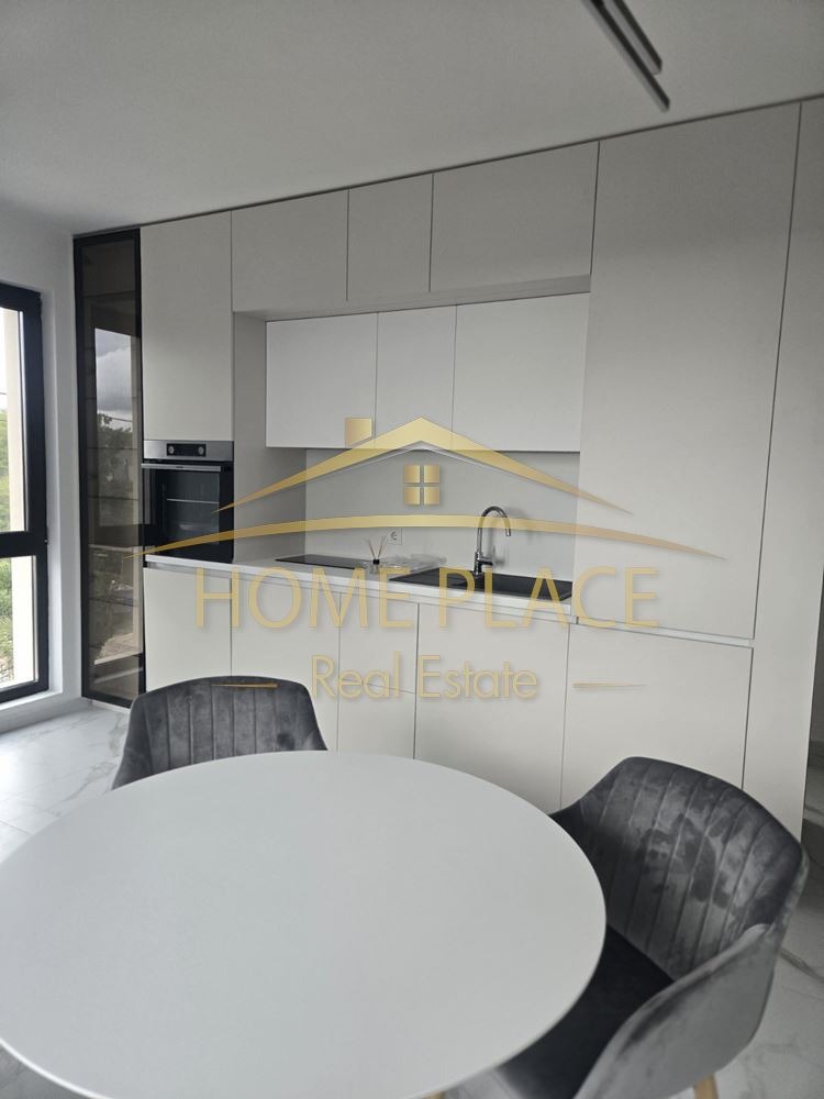 Дава под наем 3-СТАЕН, гр. Варна, Бриз, снимка 2 - Апартаменти - 52635642