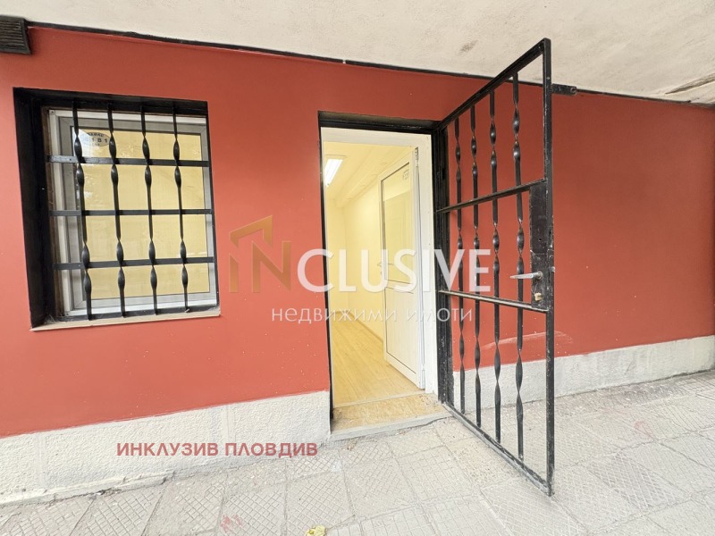 Til leje  Butik Plovdiv , Tsentar , 12 kvm | 52501996 - billede [2]