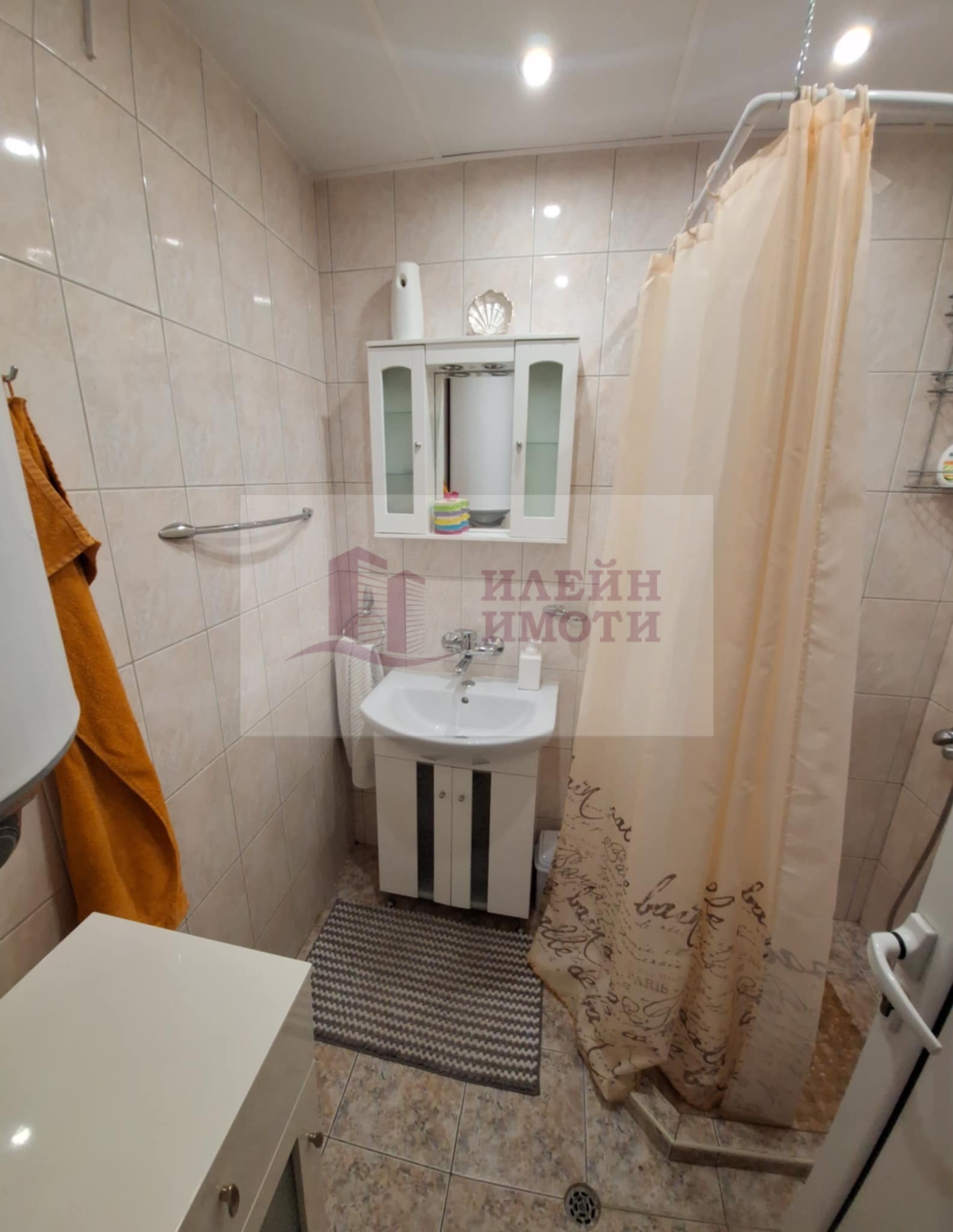 Дава под наем 2-СТАЕН, гр. Русе, Ялта, снимка 14 - Апартаменти - 55202948