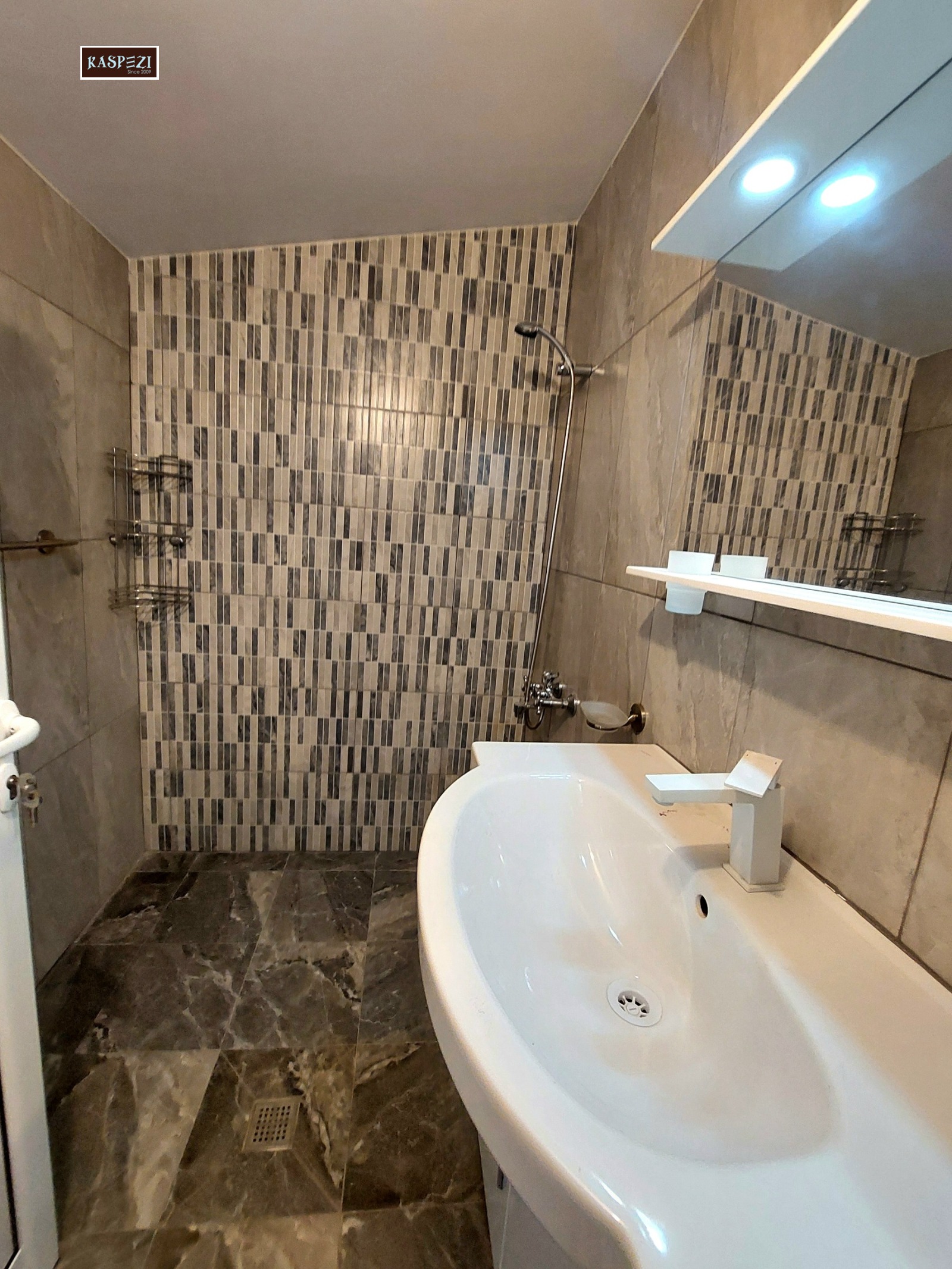 Дава под наем КЪЩА, гр. София, с. Лозен, снимка 11 - Къщи - 55240108
