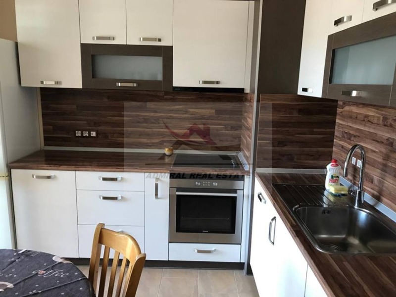 Дава под Наем 3-СТАЕН в град Варна, Левски 1 - 83 кв.м / 530 € » 1 036.59 лв., АДМИРАЛ РИЪЛ ЕСТЕЙТ ЕООД