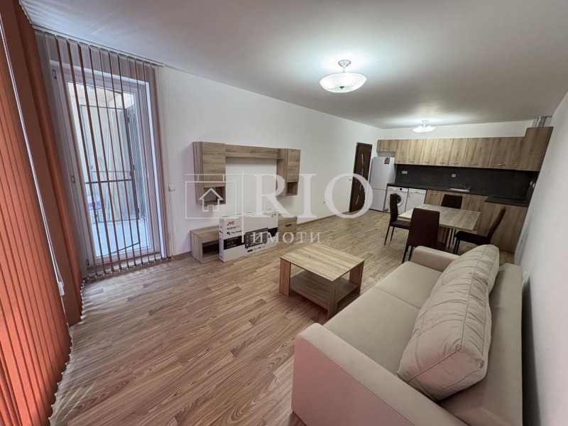 Zu vermieten  1 Schlafzimmer Plowdiw , Marascha , 65 qm | 68350902