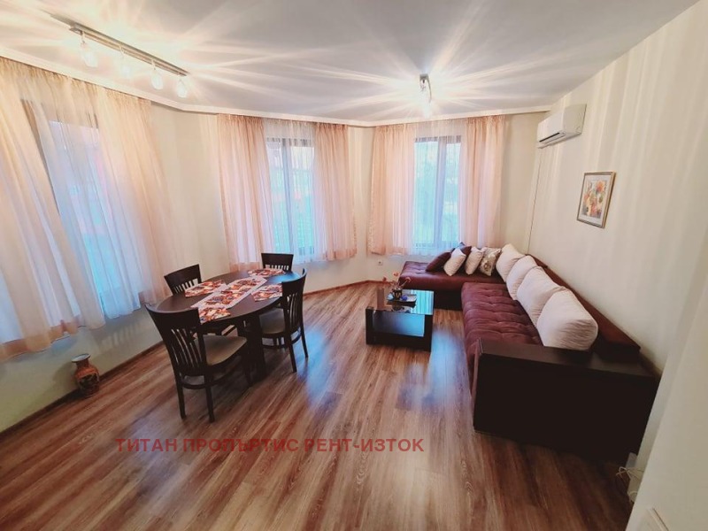 Издаје се  1 спаваћа соба Бургас , Вазраждане , 68 м2 | 49170374 - слика [2]