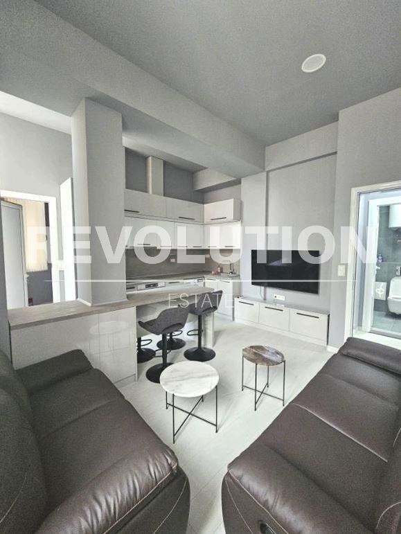 Под наем 3-СТАЕН, град Варна, Гръцка махала • 750 € / 1466.87 лв. • 25965262 1