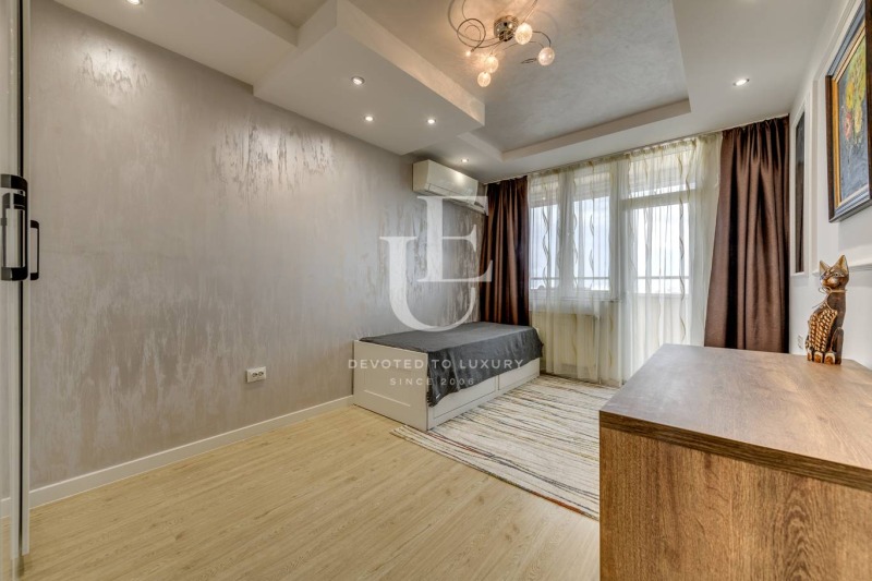 Дава под наем 3-СТАЕН, гр. София, Център, снимка 5 - Апартаменти - 52518133