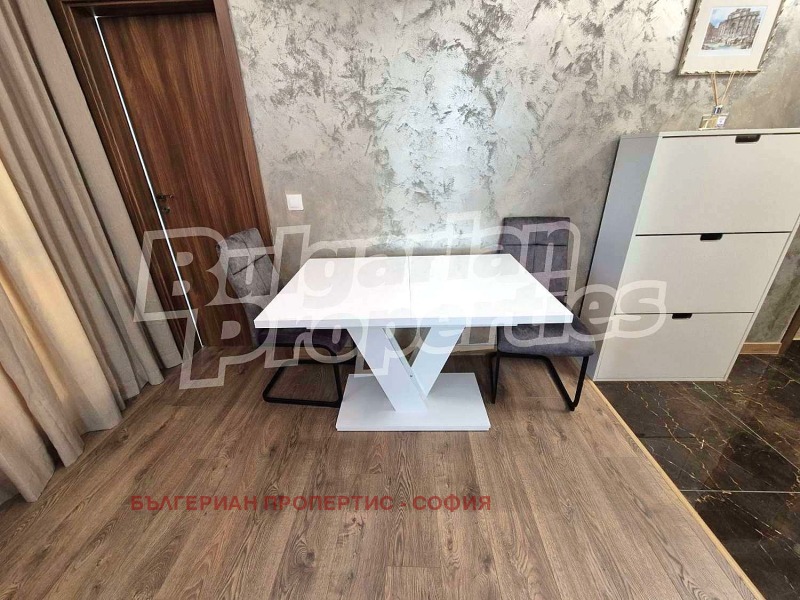 Zu vermieten  3 Schlafzimmer Sofia , Manastirski liwadi , 110 qm | 40600767 - Bild [3]