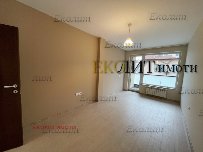 Zu vermieten  2 Schlafzimmer Sofia , Zentar , 105 qm | 82736529 - Bild [5]